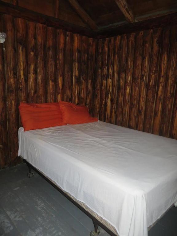 Hôtel Lake Wolsey Cabins à Gore Bay Chambre photo
